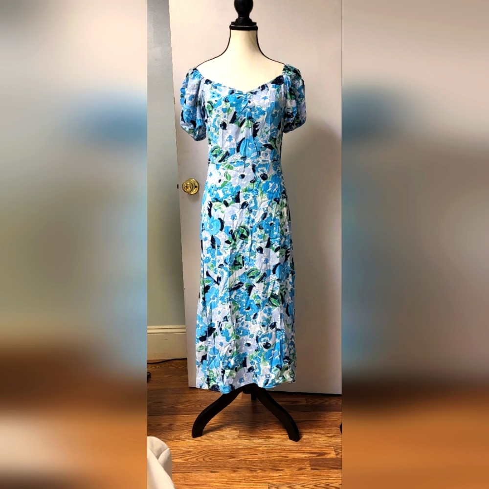 Beautiful, eye-catching loft floral dress, Size 2, blue/green/white NWT
